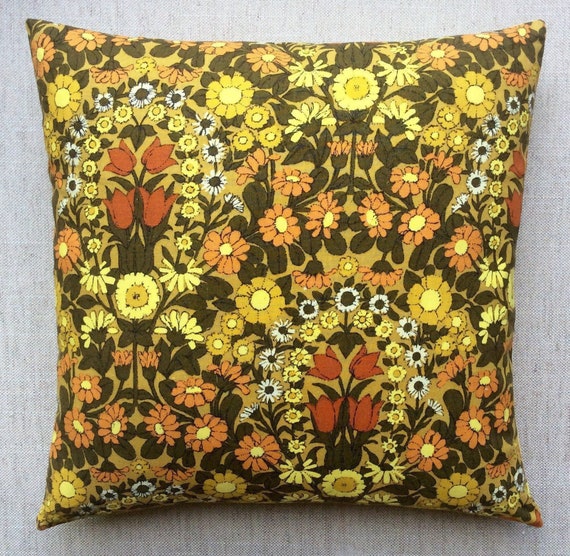 Tissu brocart indien floral doré métallisé 147,3 cm (coupé 1 mètre