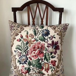 Sanderson Vintage Floral Linen Fabric Cushion