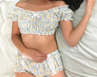 Lingerie Daisy Floral Print Play Set, Off the Shoulder Crop Top and Bloomers with Lace Trim and Bows