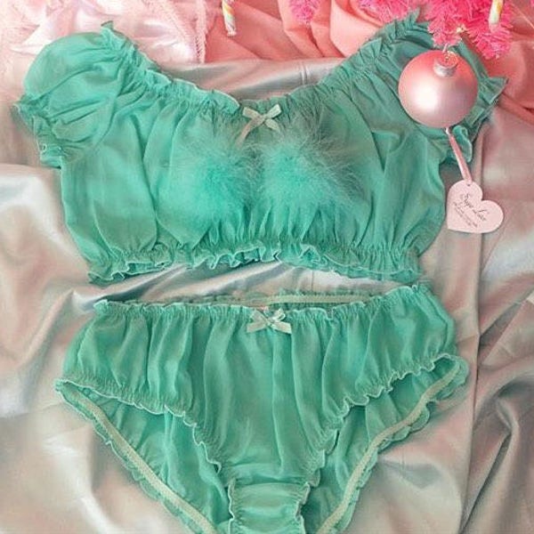 Seafoam Off The Shoulder boer Top met bijpassende panty en pom pom boog