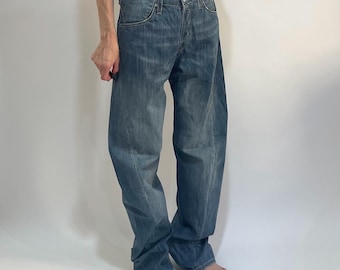 Y2K Levis Engineered Jeans, Twisted Seam Barrel Leg, Button Sides 31x34