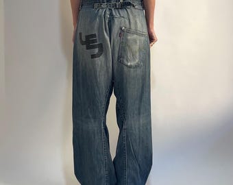 Y2K Levis Engineered Jeans 36x34 Twisted Seam Barrel Leg, Buckle