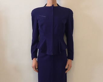 Thierry Mugler ティエリーミュグレー ノーカラー紫ジャケット ミュグレー 90 年代の紫色のジャケット、未来的なパワードレッシング