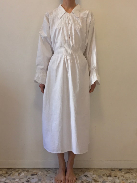 30s Victorian White Cotton Pin Tucks Hand Embroide