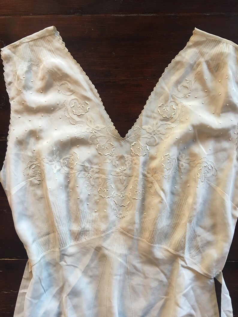 30/'s Hand Embroidered Silk Bias Cut Perfect Condition Wedding Dress Nightgown Slip Dress