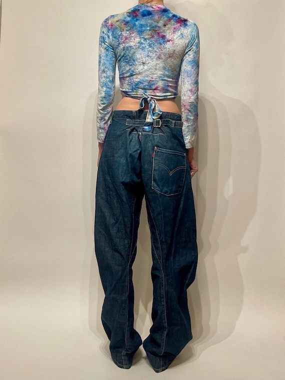 Y2K Levis Engineered Jeans Twisted Seams Buckle Back Barrel Leg