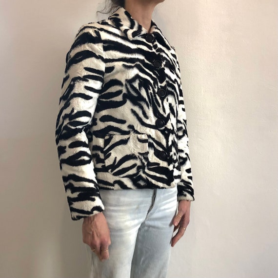 90s Versace Jeans Couture Fuzzy Zebra Print Fleece Velvet