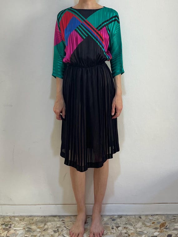 Vestido vintage sob medida com fita de seda transparente dos anos