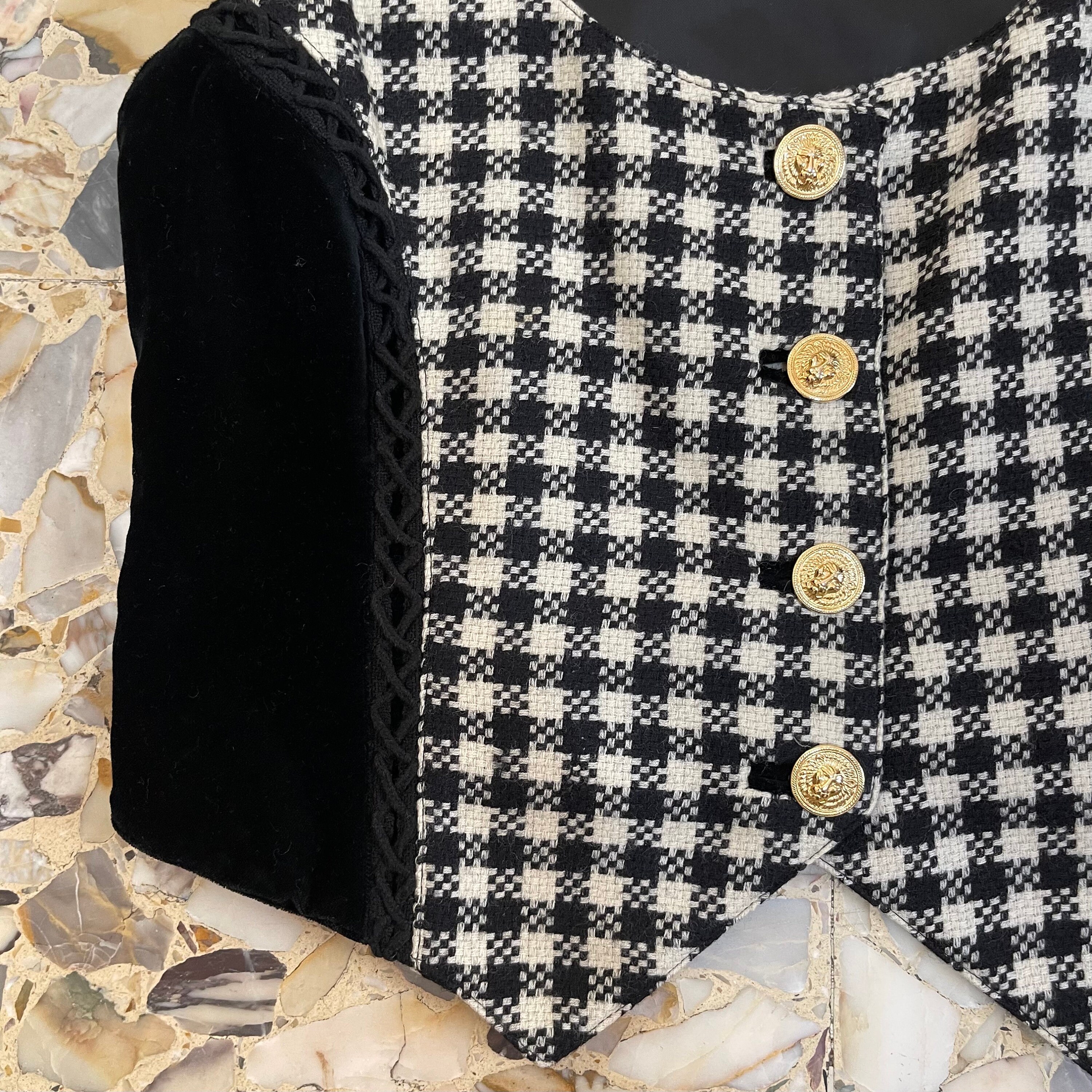 90s-00s VERSUS ヴェルサス ヴェルサーチ タンクトップ 総柄 90s Versace Versus Velvet and Wool Black and White Check