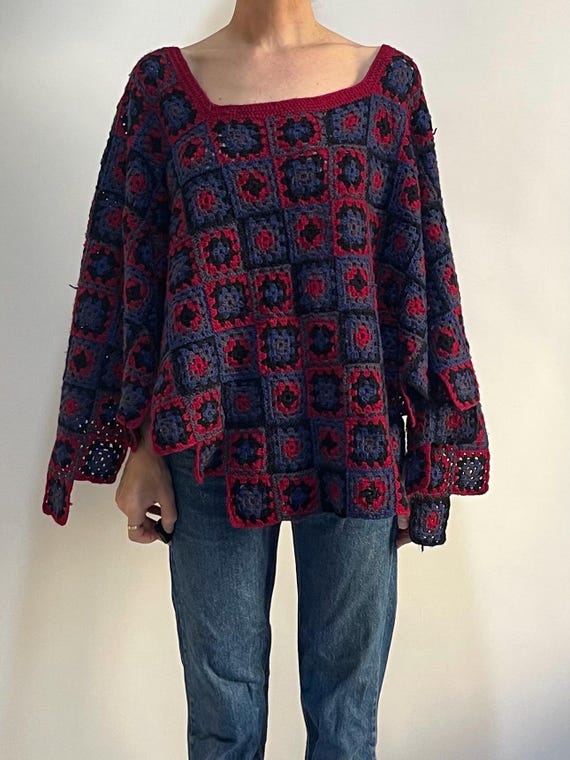 70s Granny Square Hand Knit Patchwork Poncho Summ… - image 6