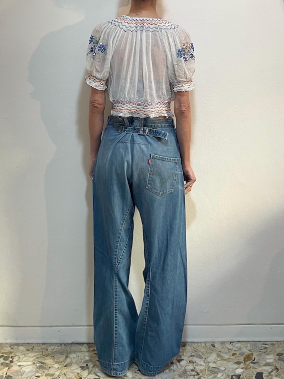 Y2K Levis Engineered Jeans Twisted Seams Barrel Leg With Buckle