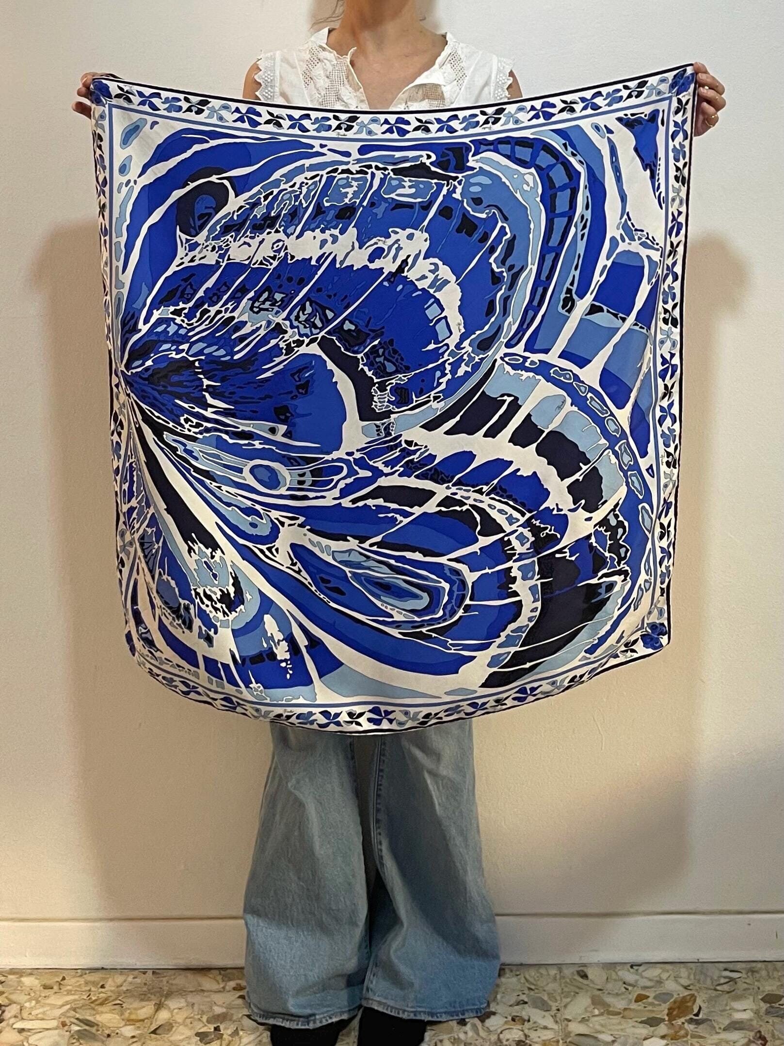 EMILIO PUCCI シルク ストール ブルー系 90s Pucci Silk Twill Maxi Scarf Psychedelic Butterfly All Blue