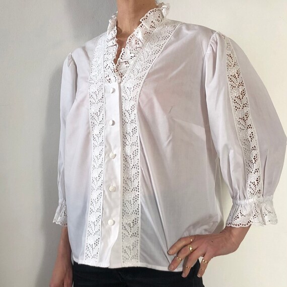 80s White Cotton Poly Lace Button Up Blouse With … - image 4