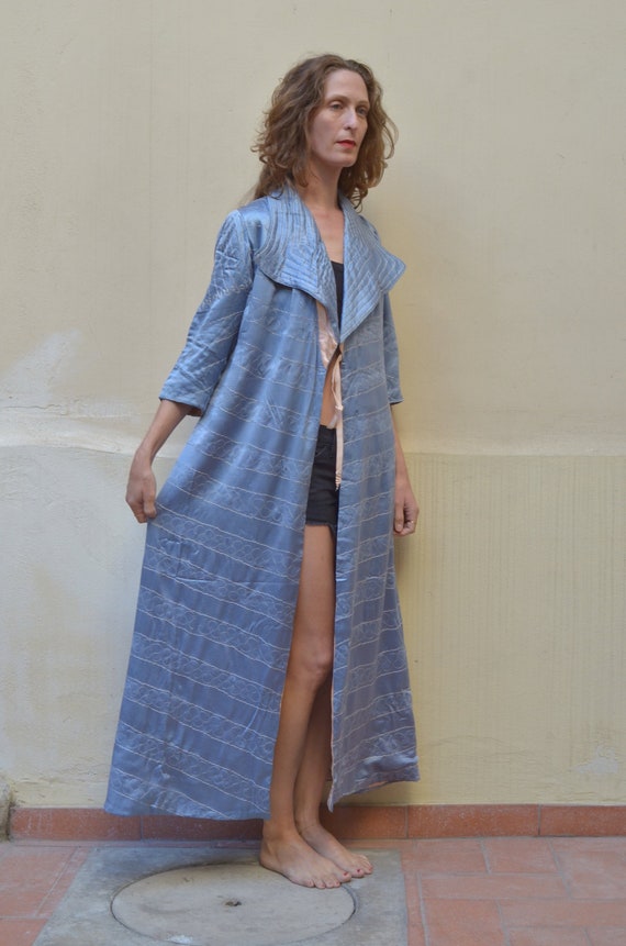 30s silk glamour old hollywood pale blue embroider