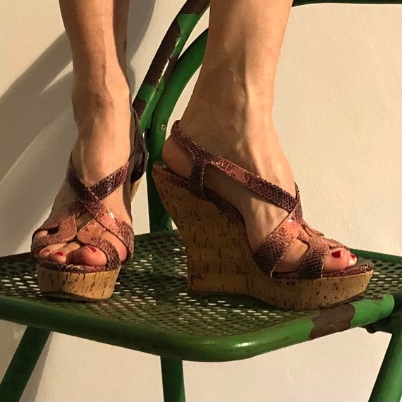 Y2K Miu Miu Cork Wedge Heel Pink Python Boho Sand… - image 4