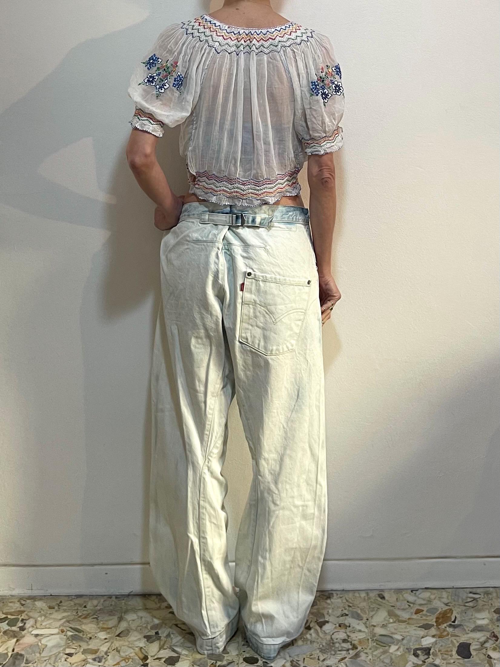 Y2K Levis Bleached Engineered Jeans Twisted Seams With Buckle Back
