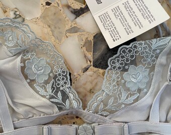 新品⭐︎LA PERLA シルク　ブラジャーランジェリー サイズ2 il_340x270.6044372466_elud.jpg