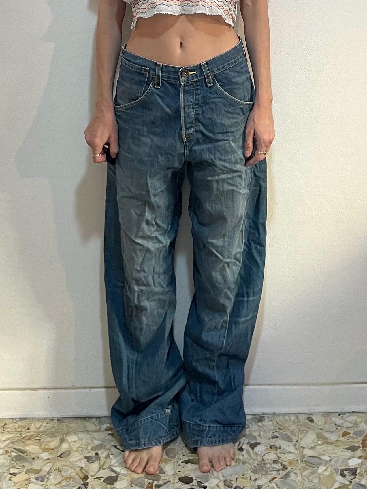 Y2K Levis Engineered Jeans Twisted Seams Barrel Leg With Buckle