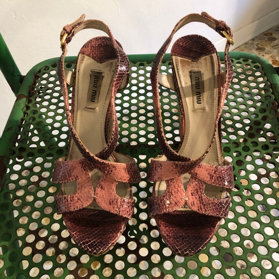 Y2K Miu Miu Cork Wedge Heel Pink Python Boho Sand… - image 5