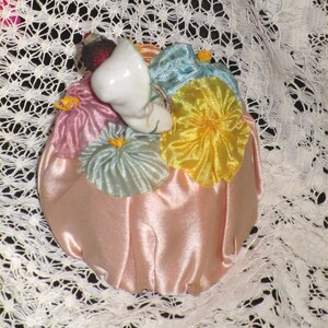 Pretty in Pink Porcelain 1920s PINCUSHION Half-Doll in Floral Gown Figural DECO Dresser Flapper Doll Vintage Sewing Pin Cushion MINTY image 2