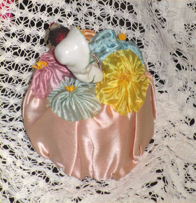 Pretty in Pink Porcelain 1920s PINCUSHION Half-Doll in Floral Gown Figural DECO Dresser Flapper Doll Vintage Sewing Pin Cushion MINTY image 2