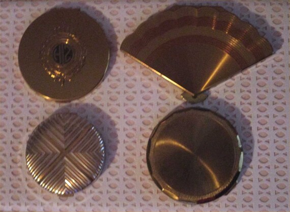 FAN Favorites! 4 for 1 BOLD Gold 1950s Powder Com