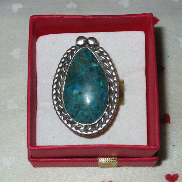Bold & Bright! Teal Blue Chrysocolla Native American NAVAJO Vintage 925 Sterling Ring ~Big Chunky Stone w/ Sleek Drops Design ~Size 11~Sale!