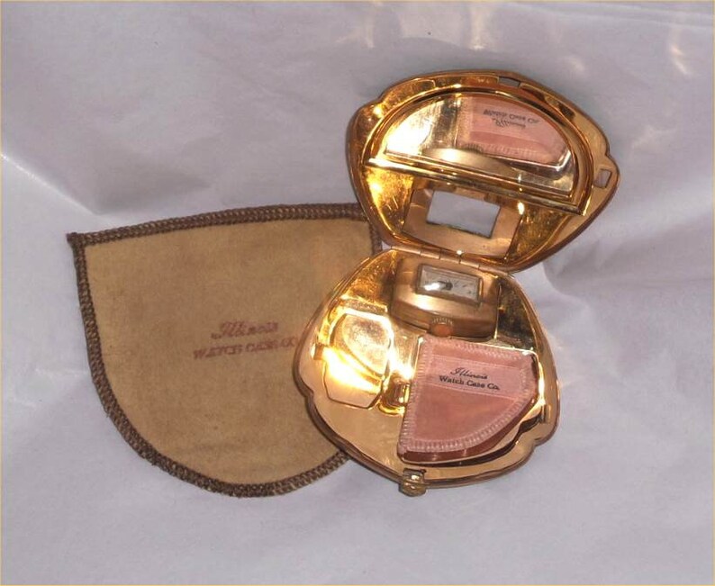 Rare CLOCK CLAM Shell Shape Compact Illinois Watch Company ...