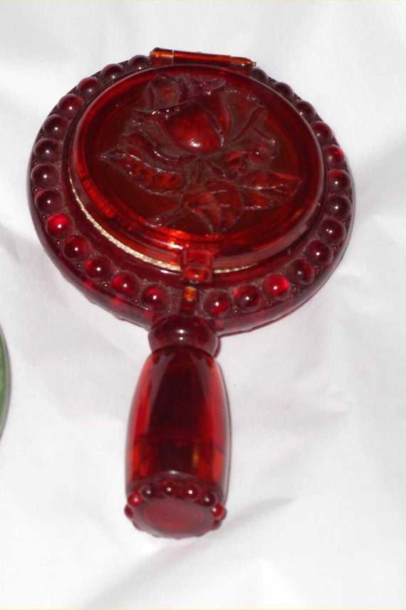 Sale! Figural Red TRIO-ETTE Triple Vanity ~Vintage