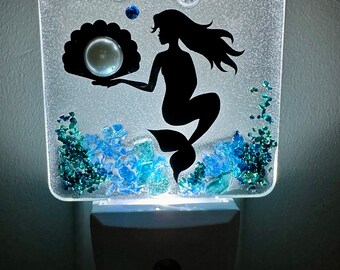 Mermaid night light, coastal night light, beach night light, kids night light, bathroom night light,