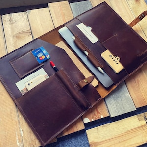 Custom Leather MacBook Case: Handmade Laptop Sleeve with Pockets