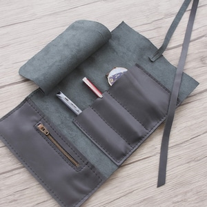 Miglior cool Black Leather Pencil Case, Watch Roll Up Pen cases, Personalized Leather Pen Sleeve Custom Apple Pencil Roll Bag
