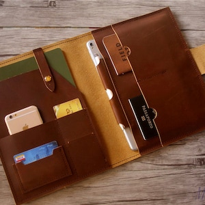 Handmade Leather iPad Pro Portfolio: Personalized iPad Sleeve with Pencil Holder
