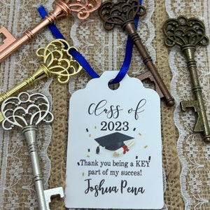 key bottle openers AND TAG, Graduation class, graduation tags, graduation party tags, graduation favor, key bottle openers, Key to Success