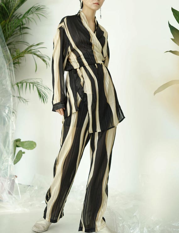 La Chic Parisienne Collection Black Ivory Stripe Loosing Fit | Etsy