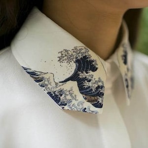 3rd version: Fine Art Collection Japanese painting Hokusais The Great Wave of Kanagawa white Shirt with wave collar image 1