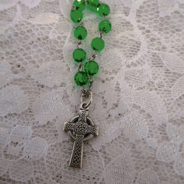 Medium Green Colored, Celtic, Small/Portable Single Decade Rosary with Gift Bag