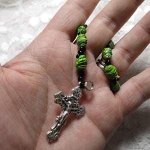 Mixed Green Chaplet Pull