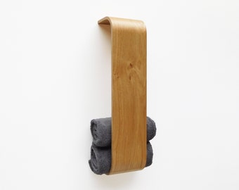 Bent Oak Wood Towel Holder: Wall Mounted Bathroom Organizer