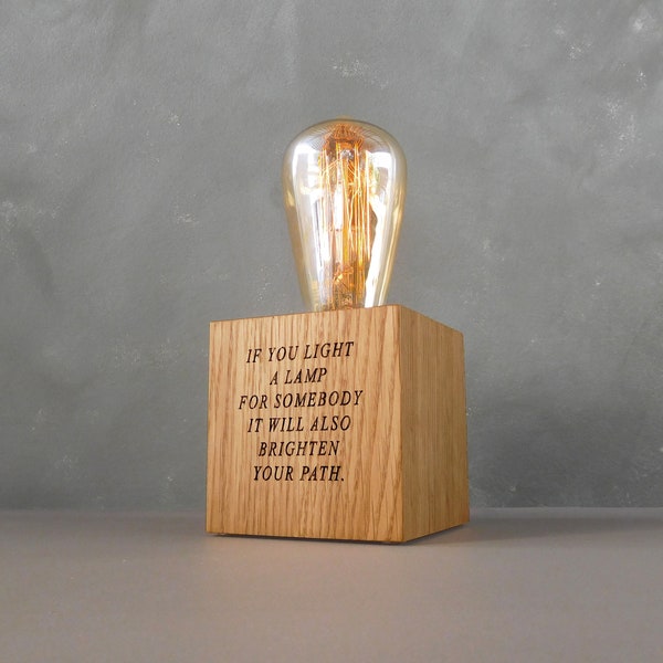 Lampe en bois personnalisée, citation gravée personnalisée sur un bloc de bois, cadeau Edison Light Award pour le client