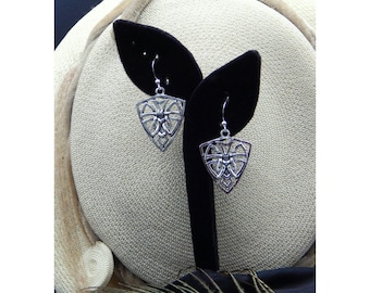 Celtic Antique Burnished Silver Continuous Knotwork Shield Fashion Drop Earrings - 31998