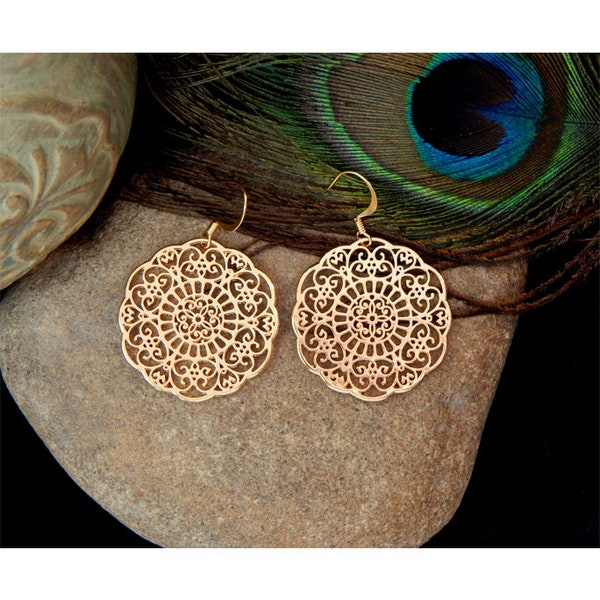 Brighton Inspired Polished Golden Open Floral Filigree Designed Lacy Disk High Fashion Drop Earrings - PIERCED ONLY - 31970