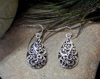 Brighton Inspired Victorian Antique Silver Raised Filigree Floral Accented Teardrop Fashion Earrings - 30370
