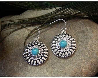 Western Themed Turquoise & Antique Silver With A Brighton Accented Flair Fashion Drop Earrings - 30487