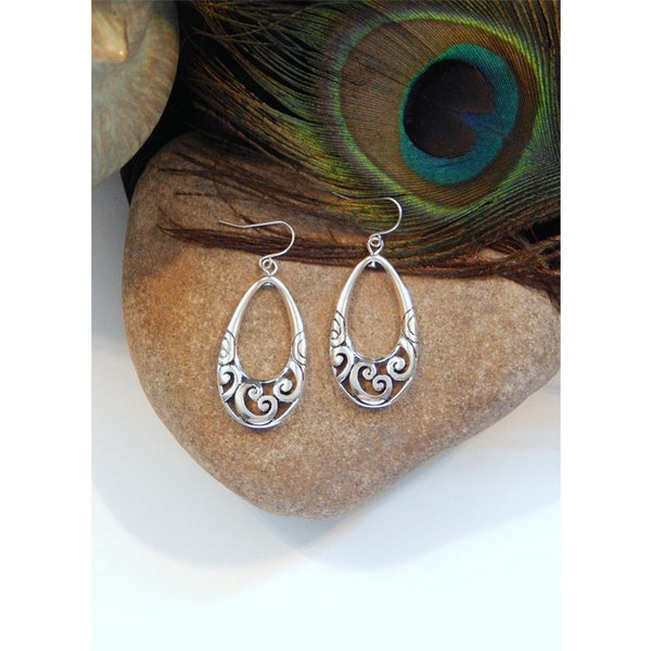 Brighton Inspired Open Floral Filigree Accented Antique Silver Teardrop High Fashion Drop Earrings - 32251