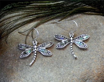 Unique Women Earring,Dragonfly Silver Earrings with Shaky Chain,Zircon Shiny Earring,Raw Diomand Earring,Modern Art Earrings,Gift For Her
