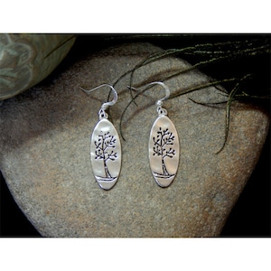 Folk Art Inspired Hammered Silver & Black Enameled Elongated Oval "Tree Of Life" Fashion Drop Earrings - 30367