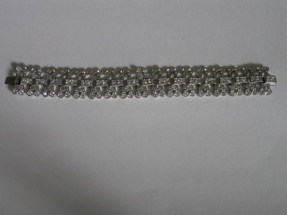 A Beautiful Vintage Rhinestone Bracelet - image 1