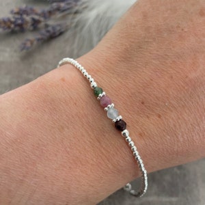 Personalised Birthstone Bracelet, Dainty Silver Bracelet with Family Birthstones , Gift for Sister, Sentimental Gift, Mothers Day Bracelet