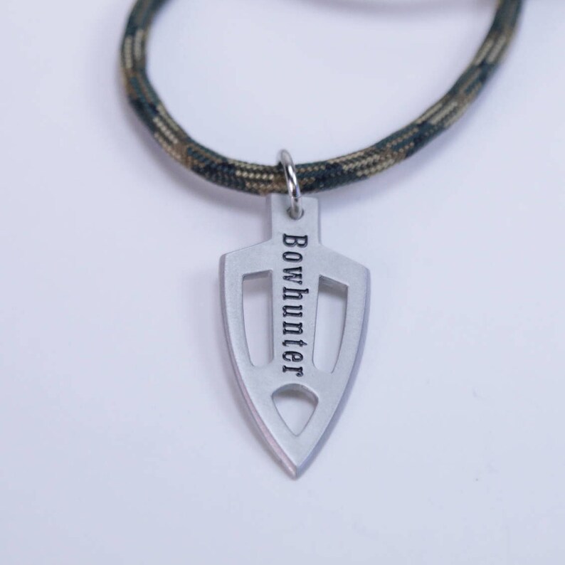Bowhunter Broadhead Arrow Head Pendant Necklace For Bow Hunter Image 0